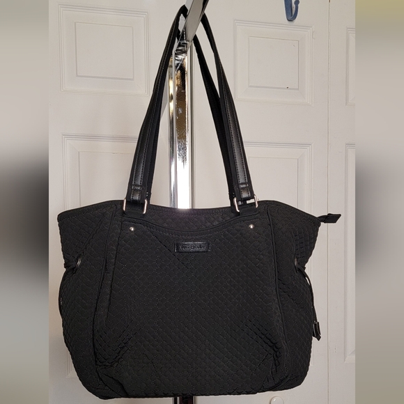 #649 Vera Bradley Black Quilted Tote +Bonus Bunny Sparkly Bag Charm - Picture 2 of 14